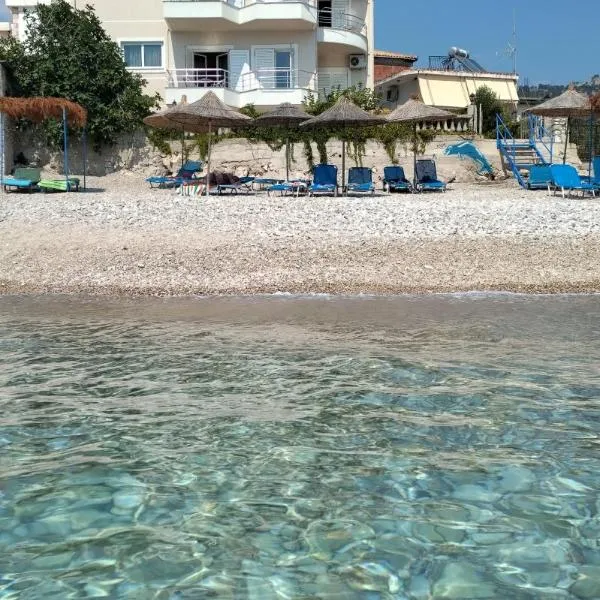 Magic Ionian Apartments & Rooms, hotell i Dhërmi