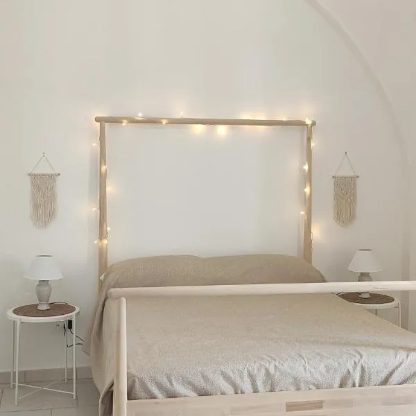 Appartamenti Boho Chic – hotel w mieście Sannicandro di Bari