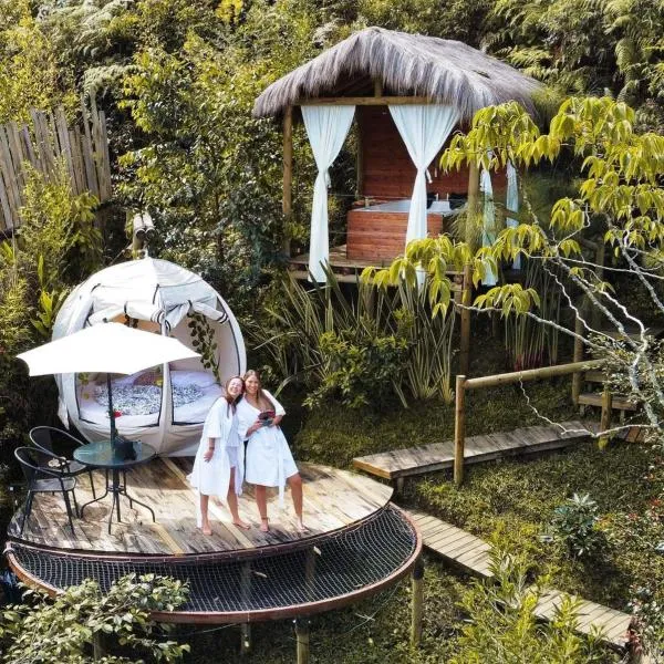 Levit Glamping - Hotel Guatapé Peñol, viešbutis mieste Gvatapė