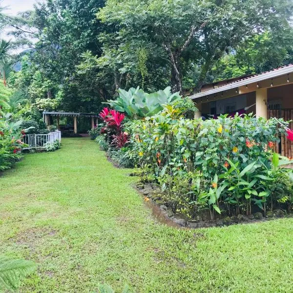 Hostal Lopez El Valle Cabañas, viešbutis mieste El Valjė de Antonas