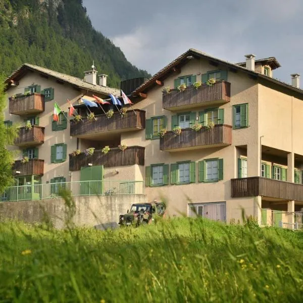 Casa Alpina San Luigi, hotelli kohteessa Campodolcino