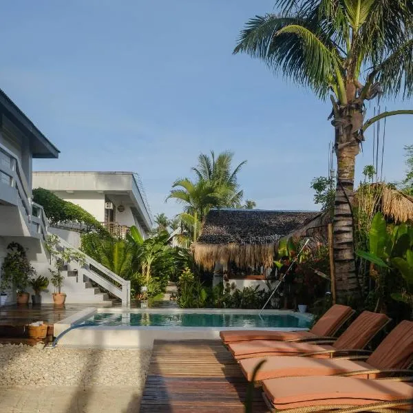 Happiness Beach Resort Siargao, hotel en General Luna