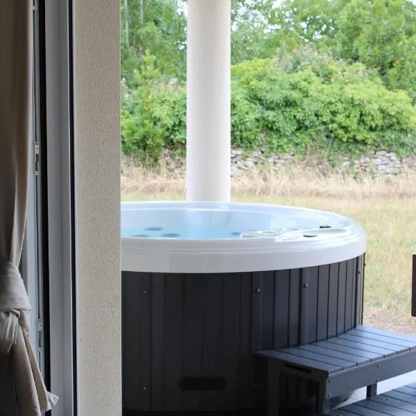 Gîte Lou, Gîte famille et bien être avec jacuzzi, hotel sa Fontenay-le-Comte