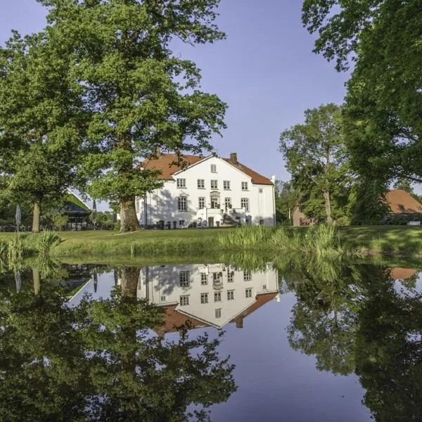 Hotel & Gästehaus Gut Kaden, hotel v destinácii Norderstedt