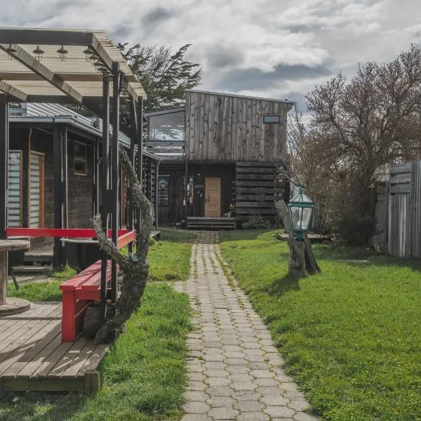 Bungalow by Toore Patagonia, hotel in Puerto Natales