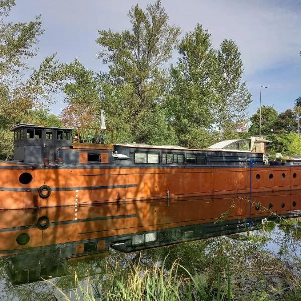 Appartement atypique indépendant sur péniche, hotel v destinaci Metz