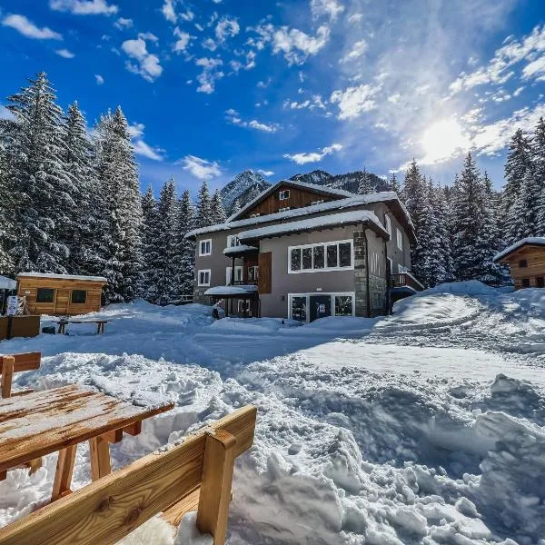 Chalet Queen: Canazei şehrinde bir otel