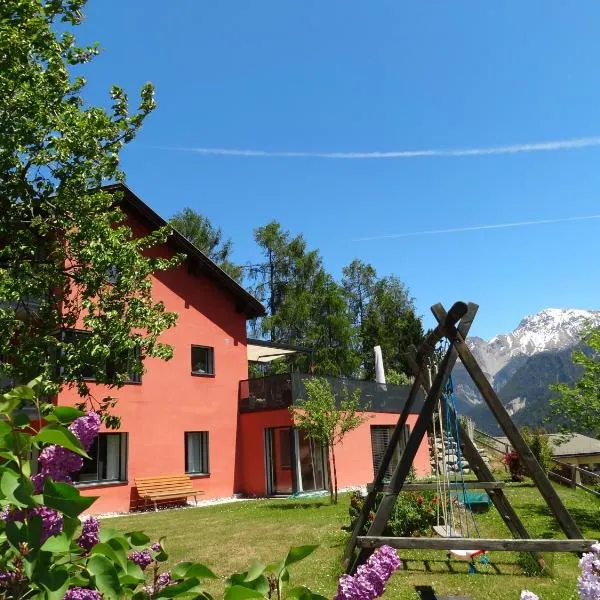 Chasa Felix Scuol, hotel v destinácii Zernez