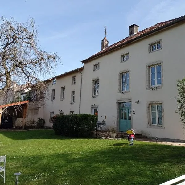 Chambres d'hôtes La Tuilerie, hotel v mestu Moncel-lès-Lunéville