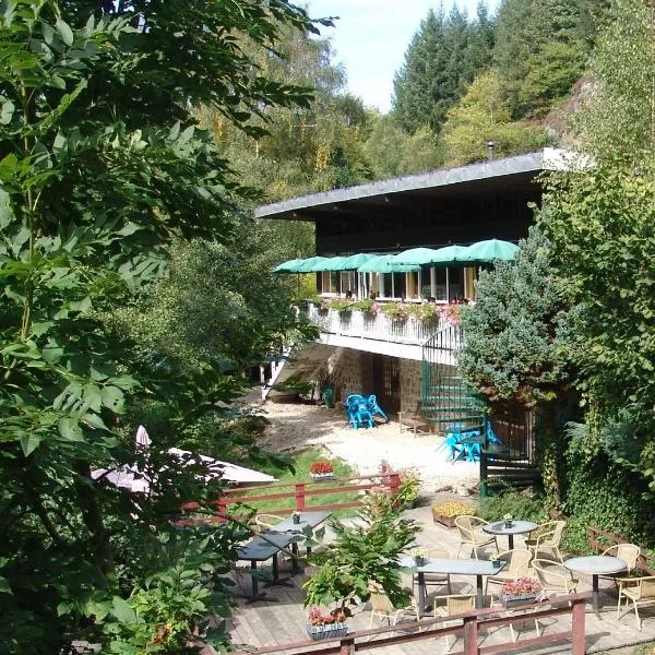 Chalet du Montal, hotel v mestu Dun-les-Places