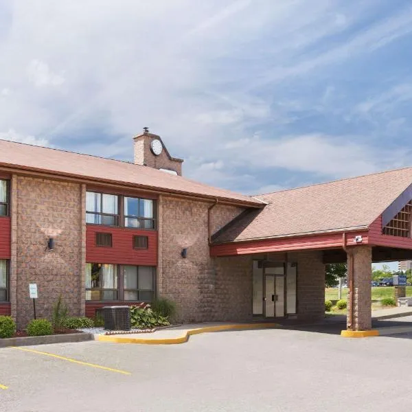 Travelodge by Wyndham Barrie, khách sạn ở Barrie (Ontario)