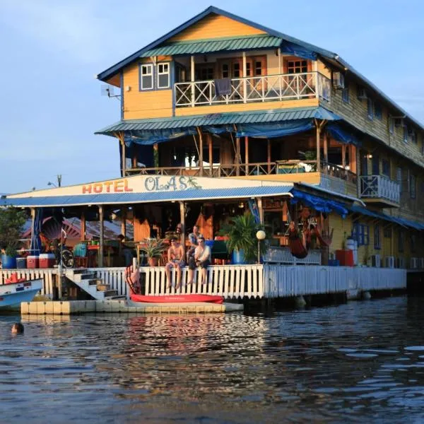 Las Olas Hotel, hotel v destinácii Bocas Town