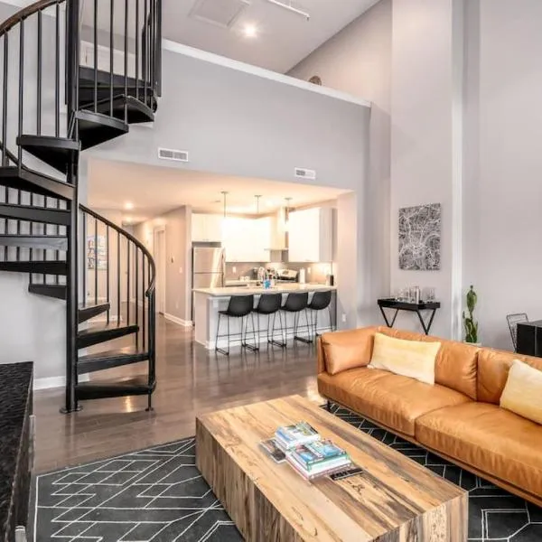 Soaring 2-Bedroom Parkside Loft Walkable to it All, hotel u gradu 'Cincinnati'