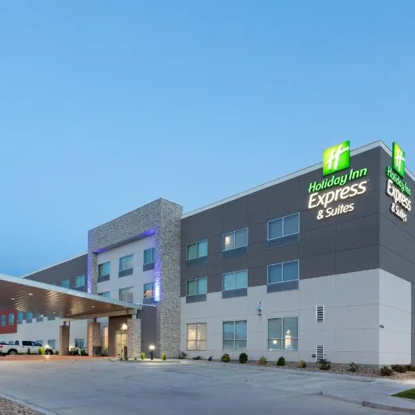 Holiday Inn Express & Suites - Firestone - Longmont , an IHG Hotel, hotell sihtkohas Longmont