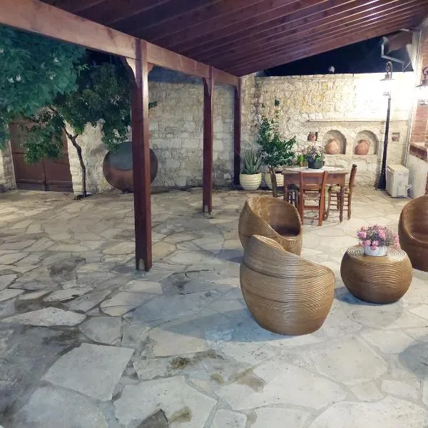 Evanthia's Stone House, hotel in Pissouri