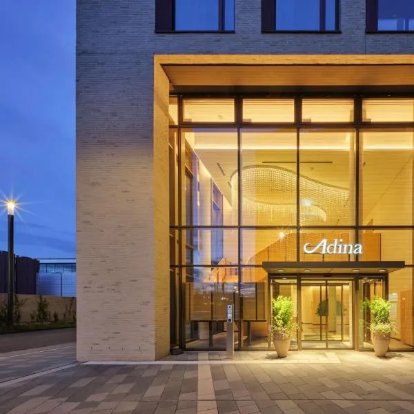 Adina Apartment Hotel Cologne, hotelli Kölnissä