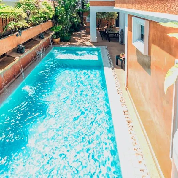 WOWLAND Luxury Pool Villa Pattaya Walking Street 6 Bedrooms, Hotel in Pattaya South