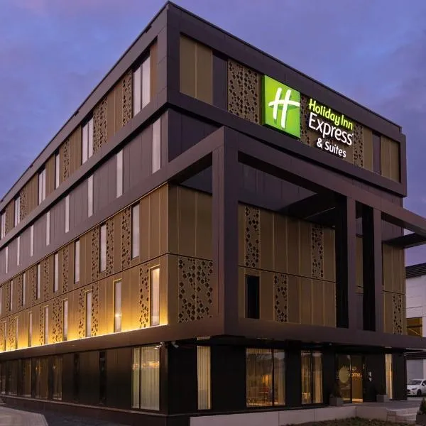 Holiday Inn Express & Suites - Deventer, an IHG Hotel, hotel u gradu Deventer