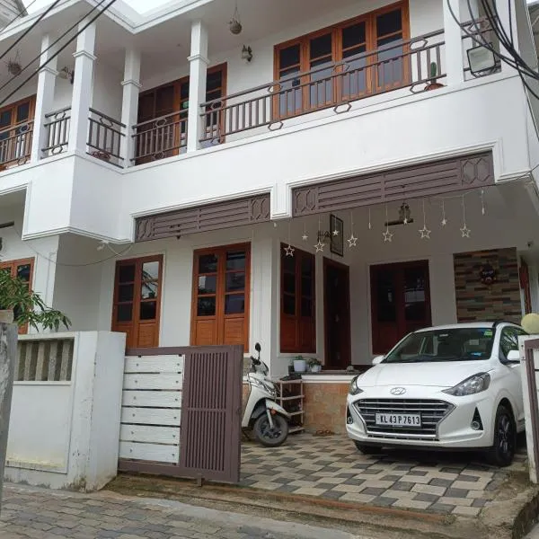 PRAKRITI HOMESTAY Fortkochi Air Conditioned Rooms, hotelli Kochissa