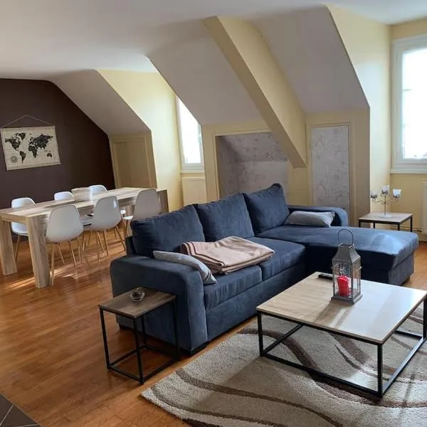 Nevers, appartement de standing proche de la gare, hotelli kohteessa Nevers