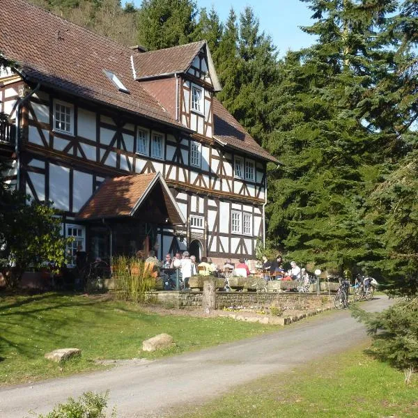 Hof Guttels Waldgasthof Ferienpension, hotel a Rotenburg an der Fulda