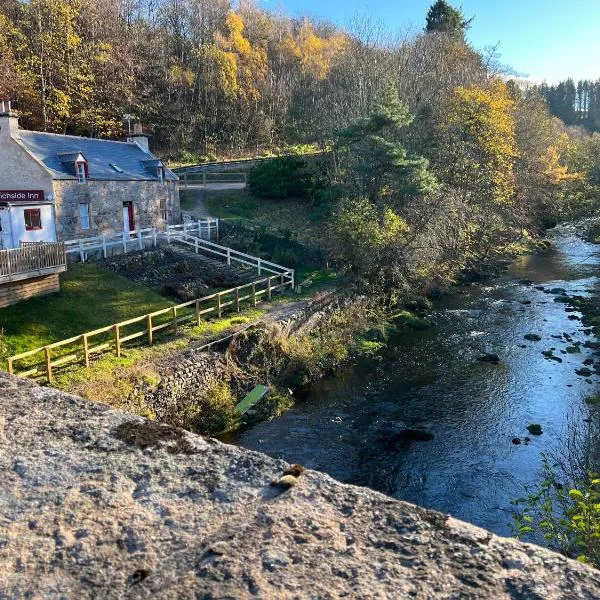 The Fiddichside Inn, хотел в Елджин