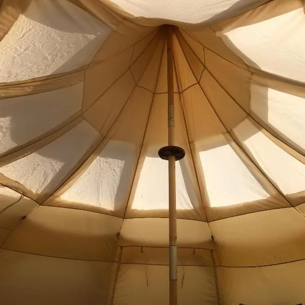 Stargazer Tent met sterrenuitzicht, hotel v destinácii Callantsoog