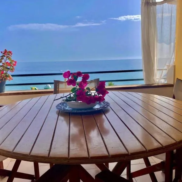 Corfu Glyfada Beach Apartment 91, viešbutis mieste Glifada