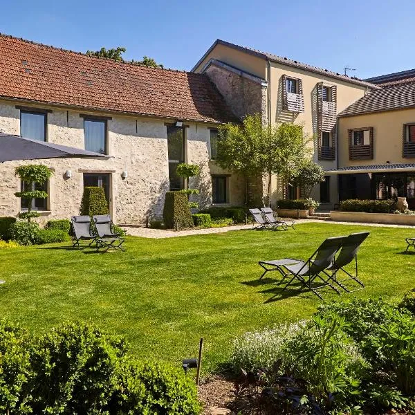 Chambre d'hôtes Les Herbes Folles, hotel sa Mauregard