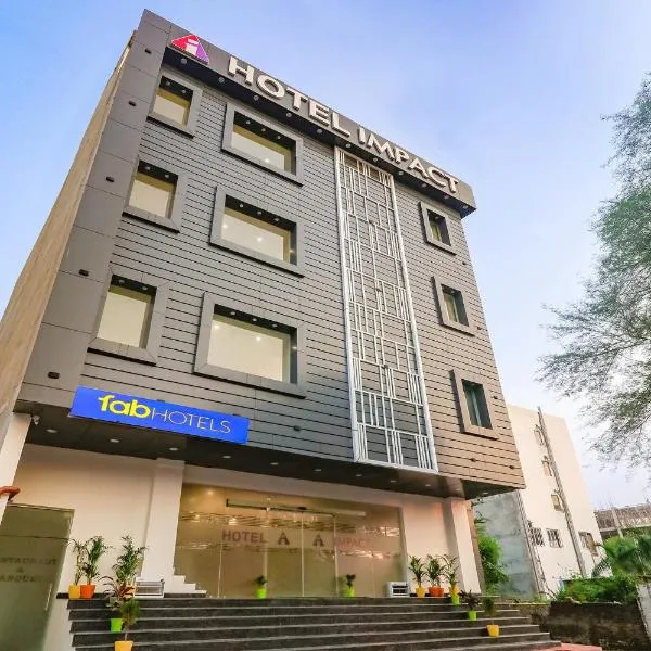 FabHotel Impact, hotel sa Lucknow