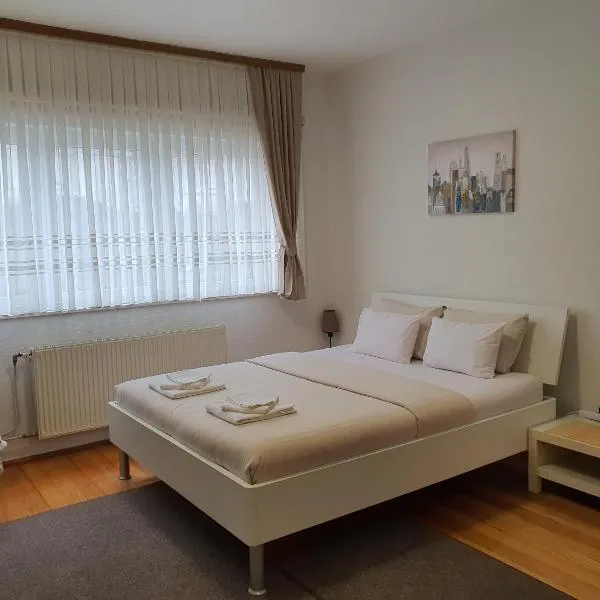 Studio Apartman 11, hotel Bihácsban