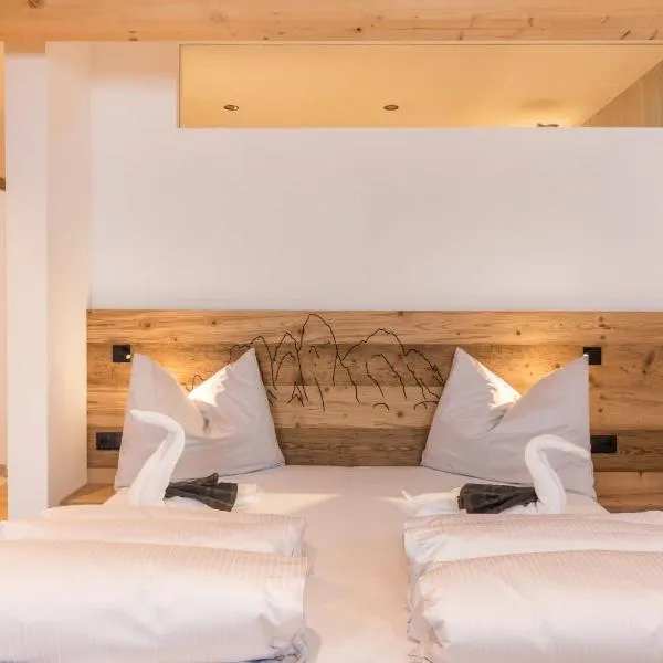 Planerhof Apartment Edelweiss: Funes'te bir otel