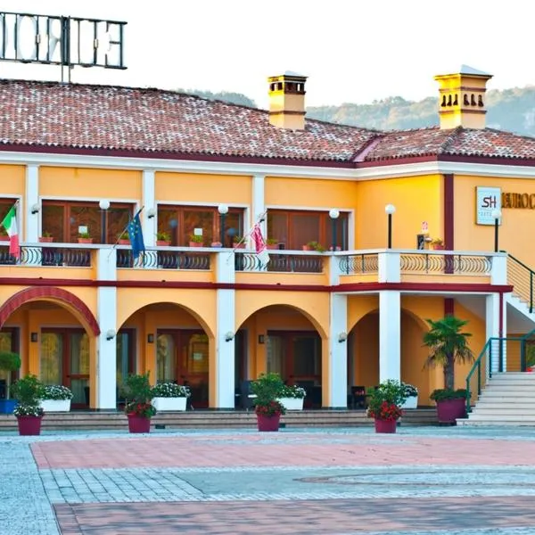 Eurocongressi Hotel, hotel sa SantʼAmbrogio di Valpolicella