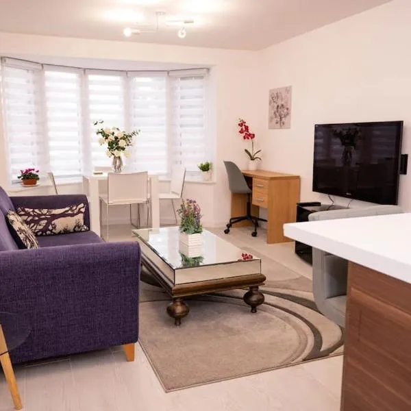 Panorama House, Delightful 2-Bedroom Flat 1, Oxford, hotel u gradu 'Kidlington'