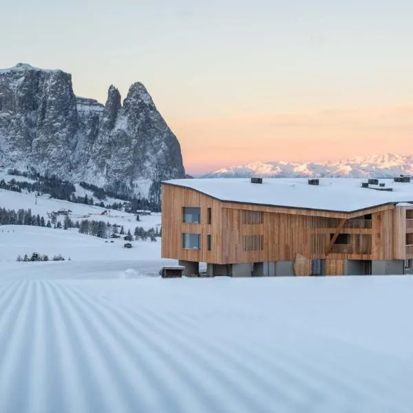 ICARO Hotel, Hotel in Seiser Alm