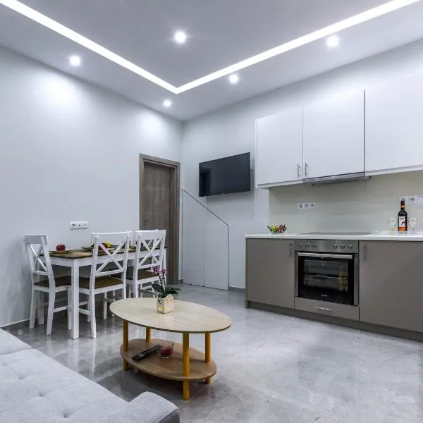 Renovated 2BD house close to Pireus port, hôtel au Pirée