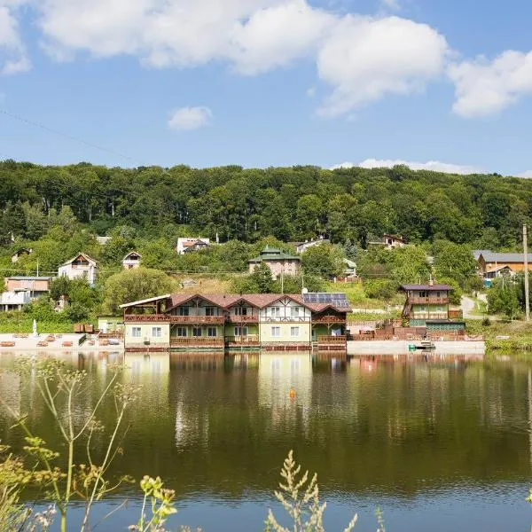 Tartak Resort, hotelli kohteessa Lviv