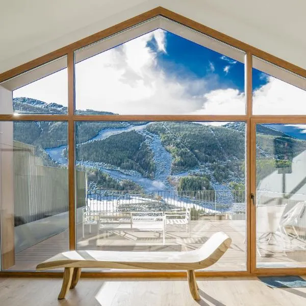 KOKONO Luxury Ski Chalet Andorra, El Tarter, viešbutis mieste El Tarter