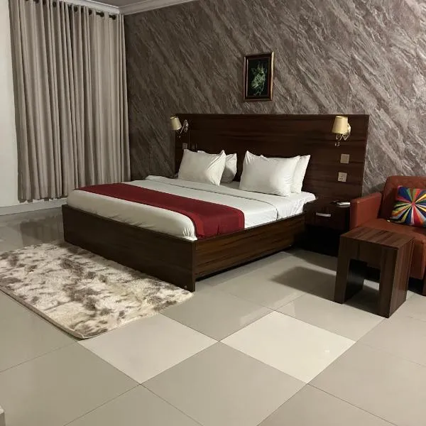 Posh Hotel and Suites Victoria Island โรงแรมในลากอส