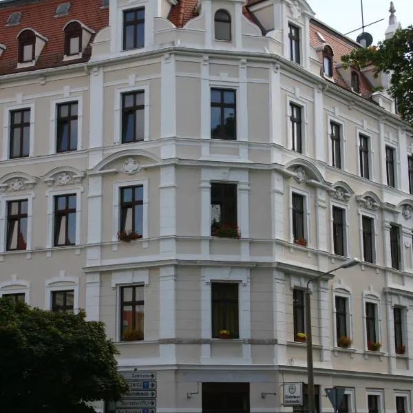 Gästehaus Lisakowski Pension am Brautwiesenpark, hotel en Görlitz