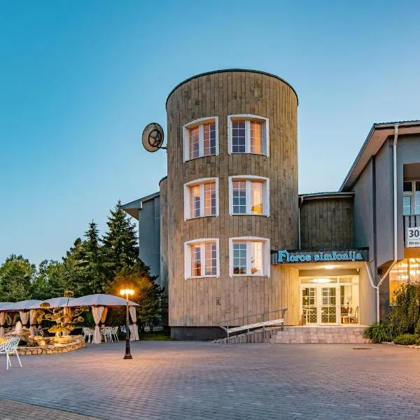 Floros simfonija Jūros, hotel en Šventoji