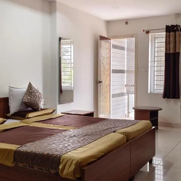 Sugamya Corner Guesthouse, hotel i Mysore