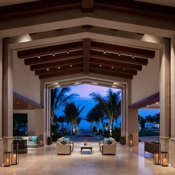 The Ritz-Carlton, Turks & Caicos: Providenciales şehrinde bir otel