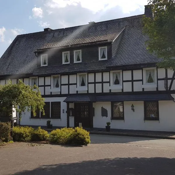 Landschaftsgasthaus Schanze 1, готель у місті Шмалленберг