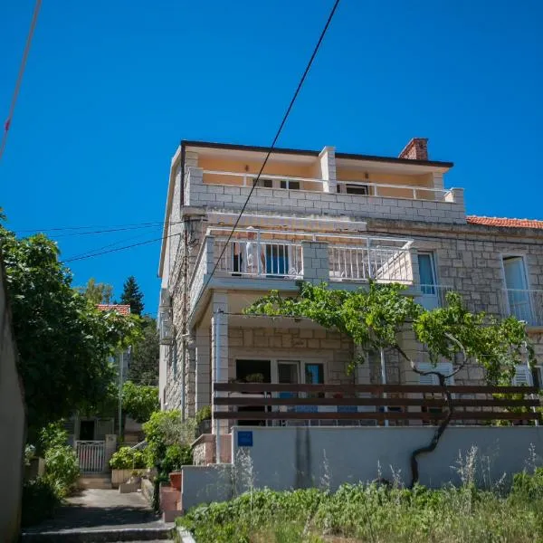 Apartments Filippi, hotel em Korčula