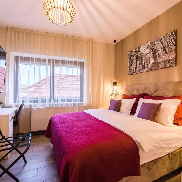 Rustica Nocte Boutique Apartments: Požega şehrinde bir otel