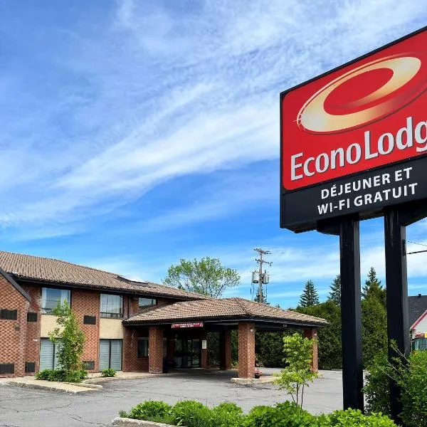 Econo Lodge Airport Quebec, отель в Квебеке