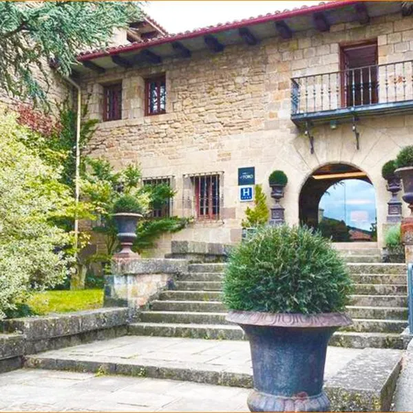 Hotel Luze El Toro, hotel u gradu Zubiri