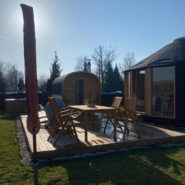 Yary Yurt, hotel di Hojsova Straz