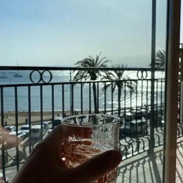 Primera Línea de Mar y Playa, hotel v destinácii Roses